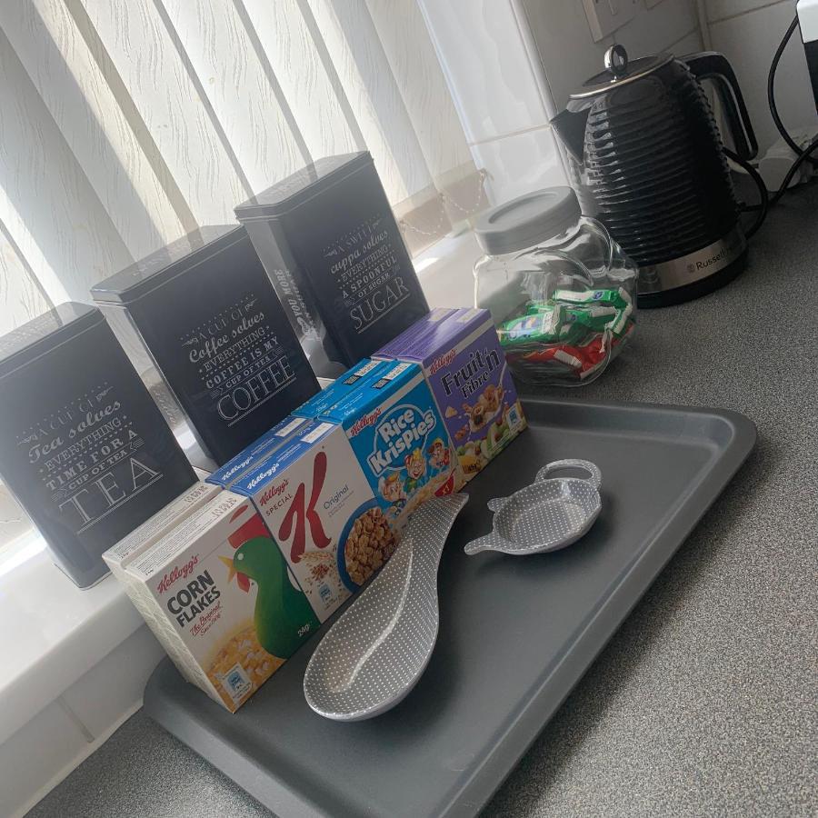 Be My Guest Liverpool - Ground Floor Apartment With Parking Ngoại thất bức ảnh