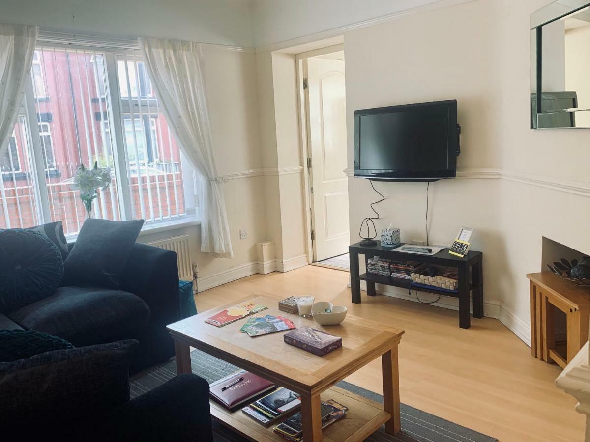 Be My Guest Liverpool - Ground Floor Apartment With Parking Ngoại thất bức ảnh